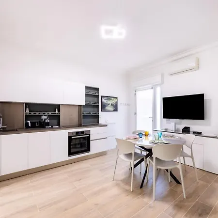 A Due Passi Dal Mare